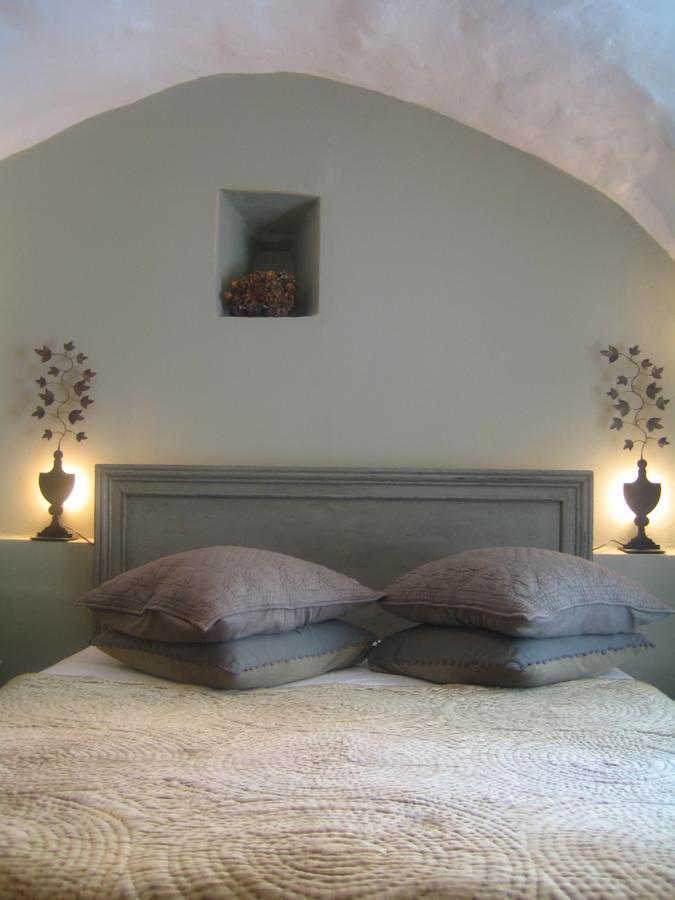 Les Vieux Murs Montfort  Zimmer foto